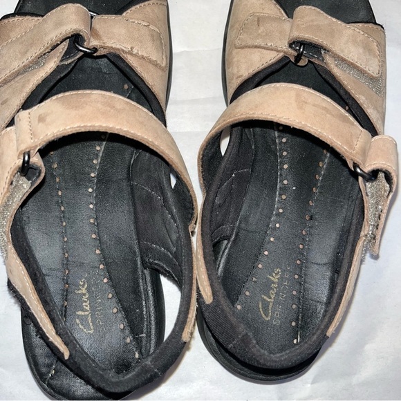 Clark’s Springers women’s tan comfort open toe strappy walking sandals shoes. 8 - Picture 9 of 9